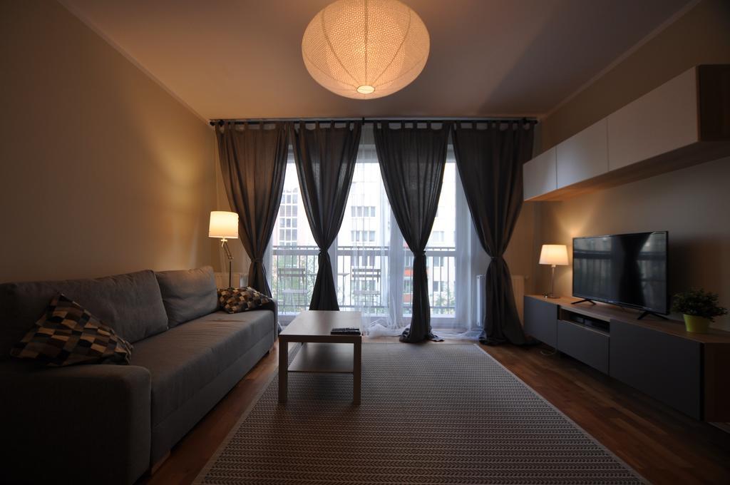 Fieldorfa Apartment Warszawa Exteriör bild